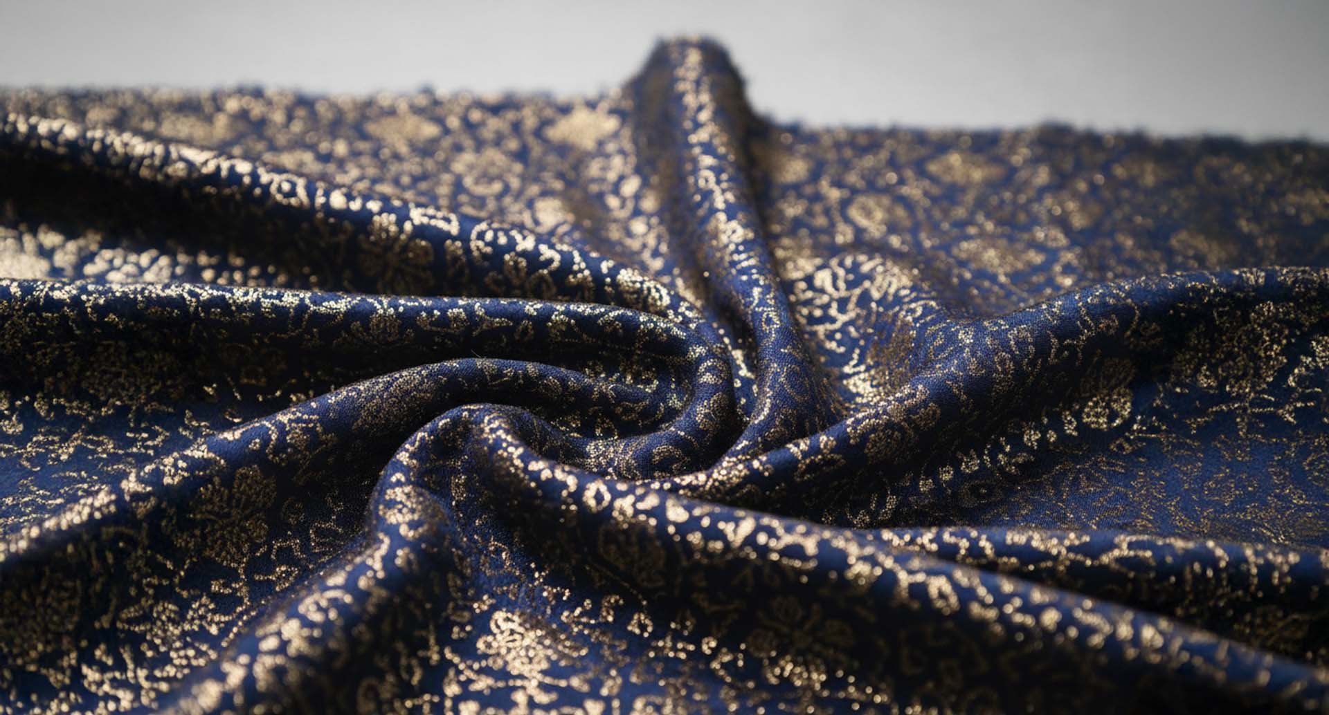 Silk Blend Fabric with Gold Fil Coupé